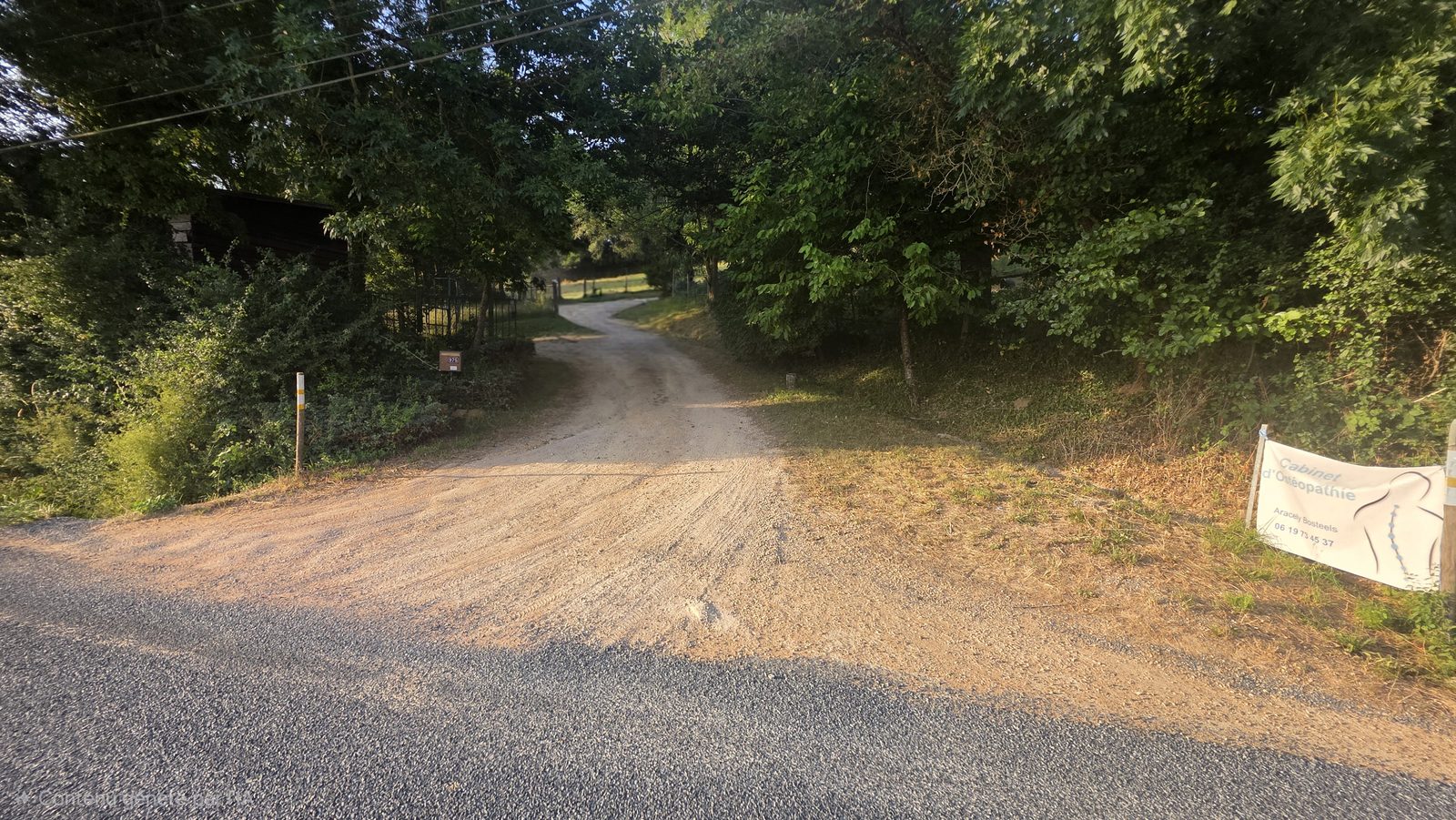 La route d'arrivée vers le cabinet